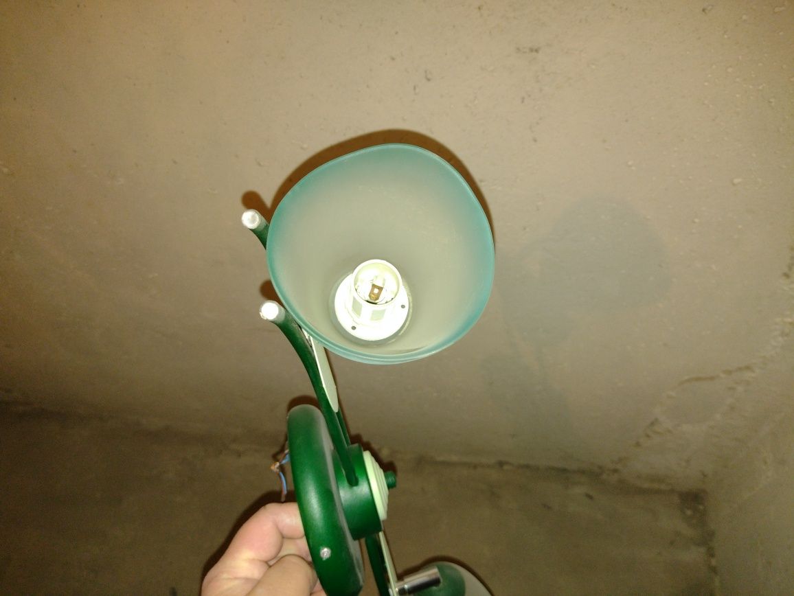 Lampa dwuramienna regulowana żarówki e14