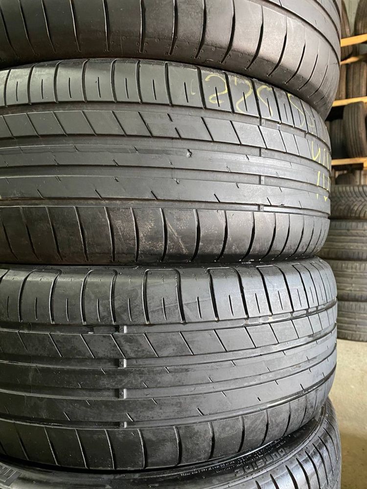 R17 225/55 Goodyear Efficient Grip