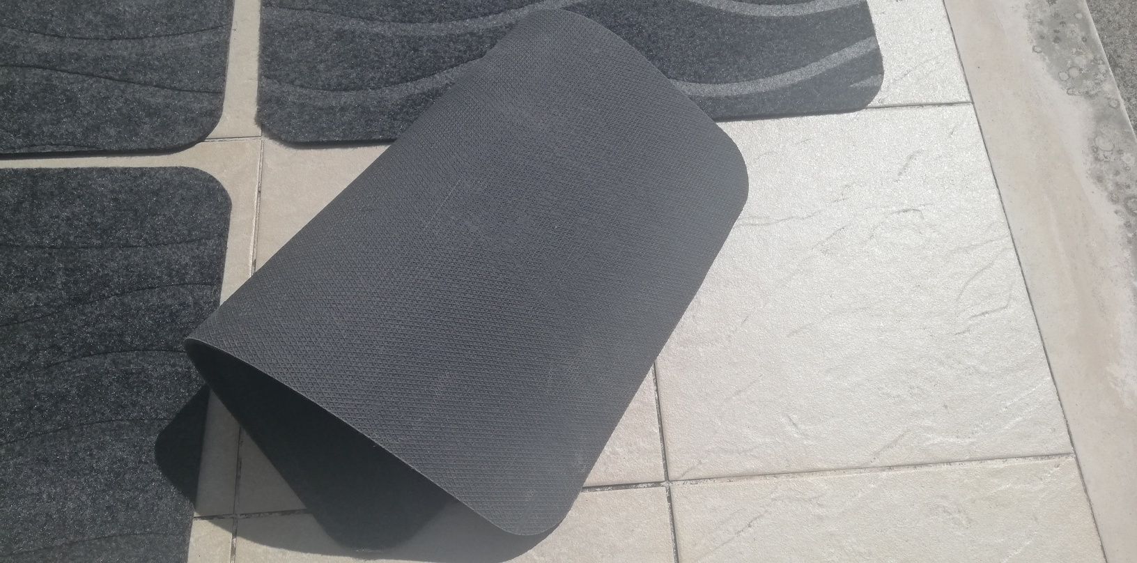 Conjunto de 4 tapetes novos