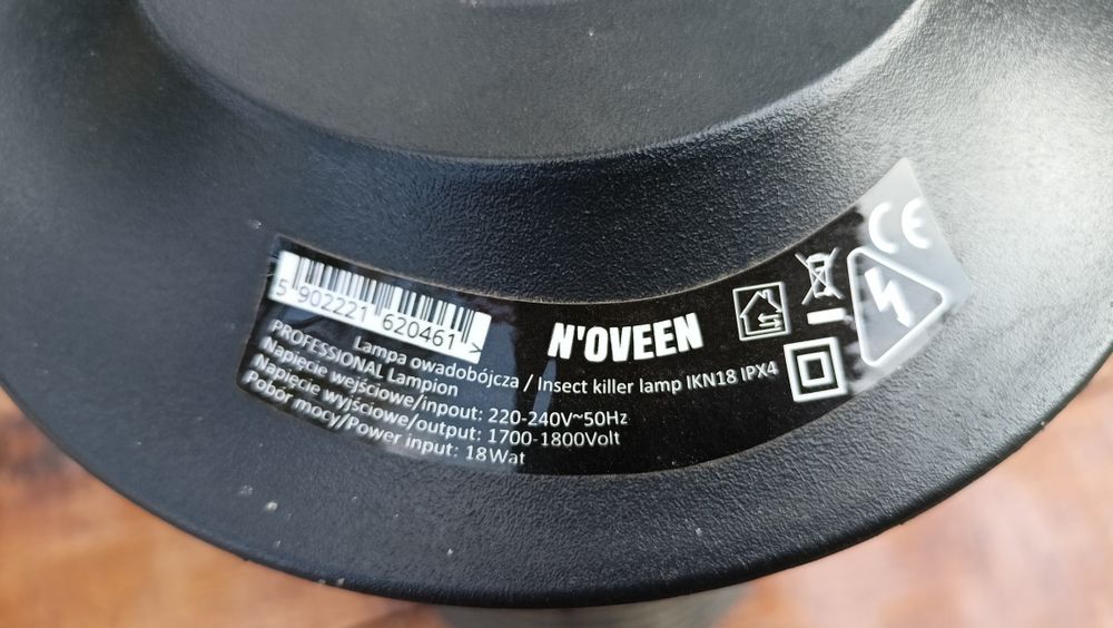 Lampa owadobójcza noveen