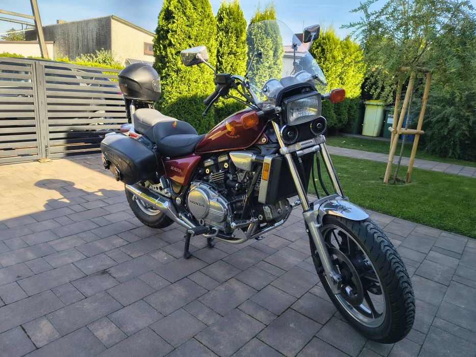 Sprzedam Honda Magna 700