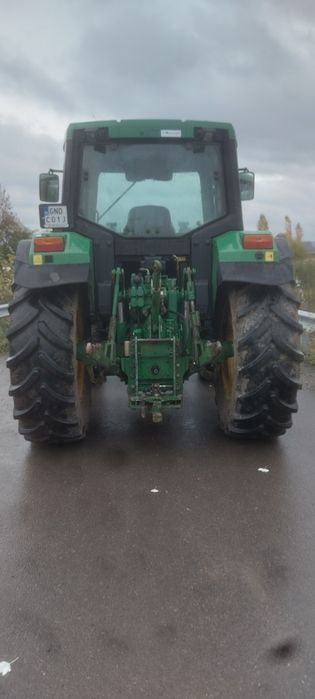 Ciągnik John Deere 6110