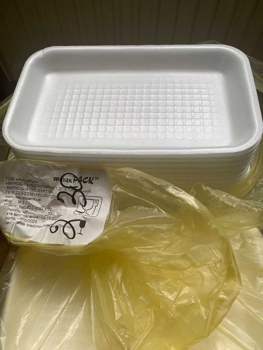 Підкладка харчова зі спірного полістиролу 222*133*20