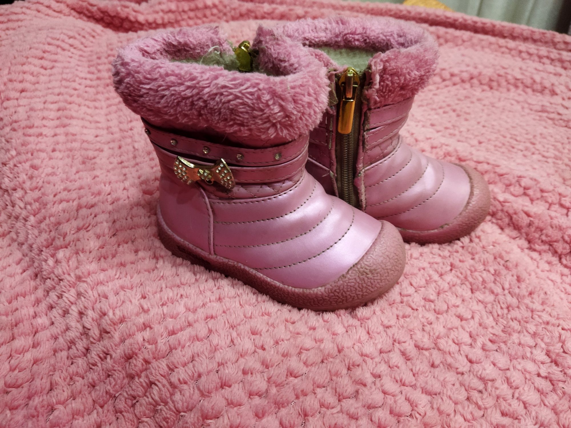 Зимние сапоги, ботинки для девочки р24