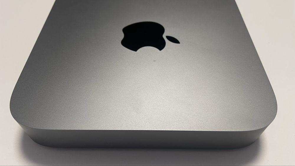 Komputer Apple MacMini i5 8GB RAM 512 GB SSD