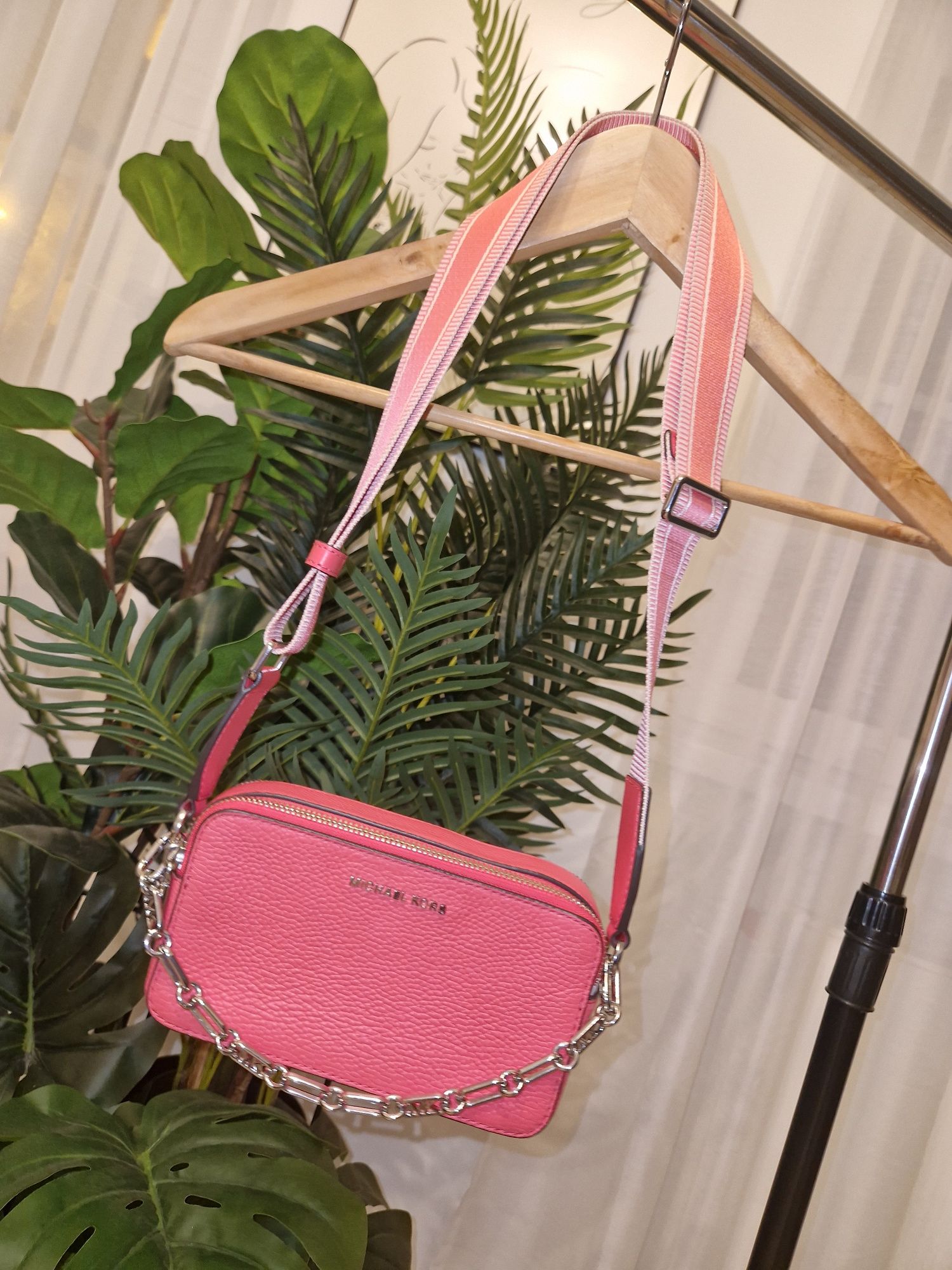 Torebka MK Michael kors jet set camera - geranium ideał torebka crossb
