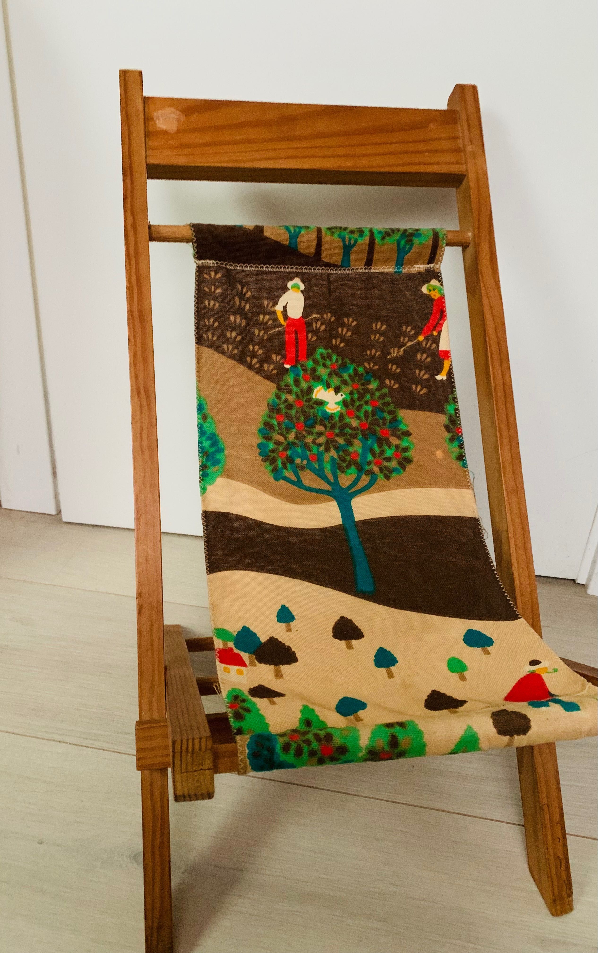 Cadeira infantil articulada artesanal madeira antiga