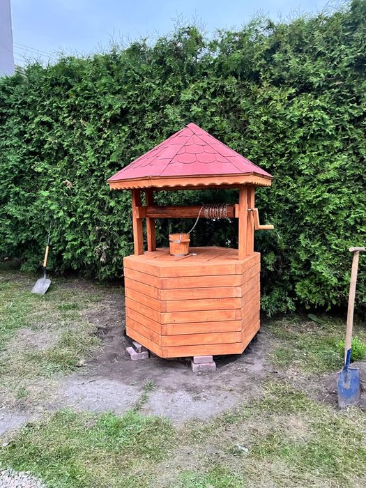 Studnia ogrodowa drewniana