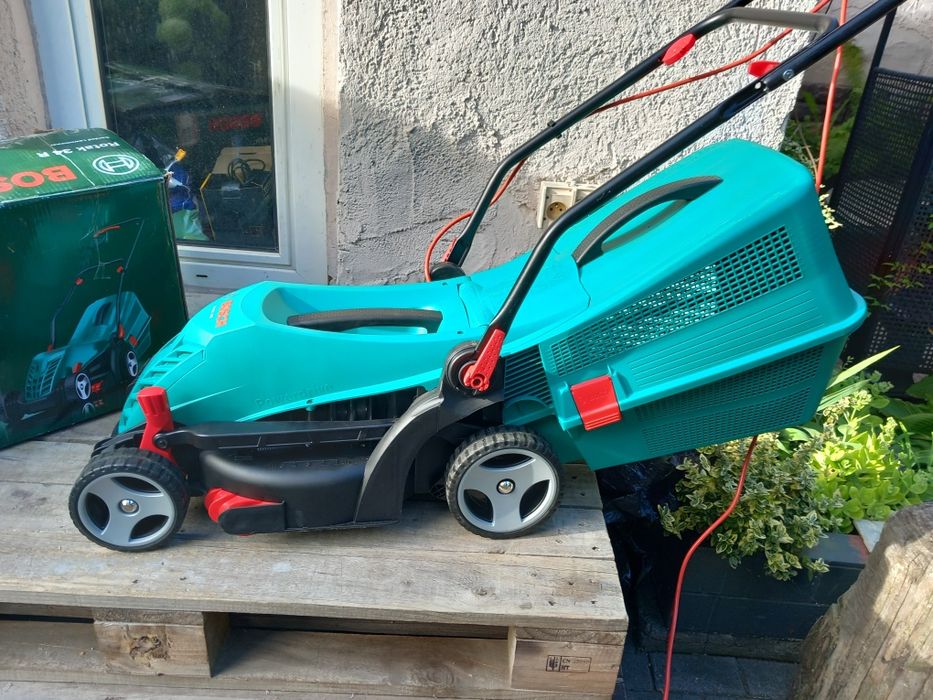 Kosiarka elektryczna Bosch Rotak 34/13