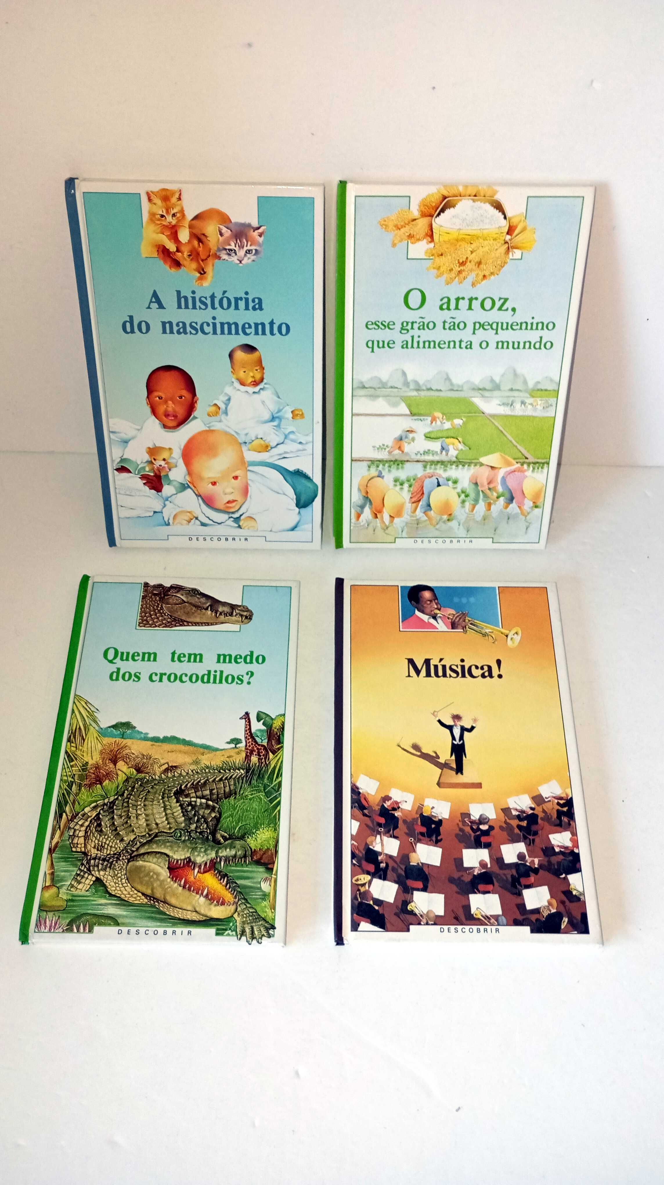 Coleção Descobrir - Vários livos nas restantes fotografias