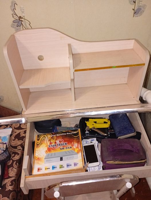 Школьный стол плюс стул