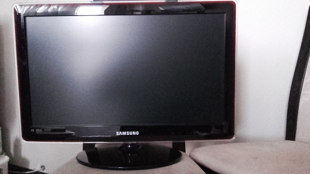 Telewizor monitor Samsung 22 cale
