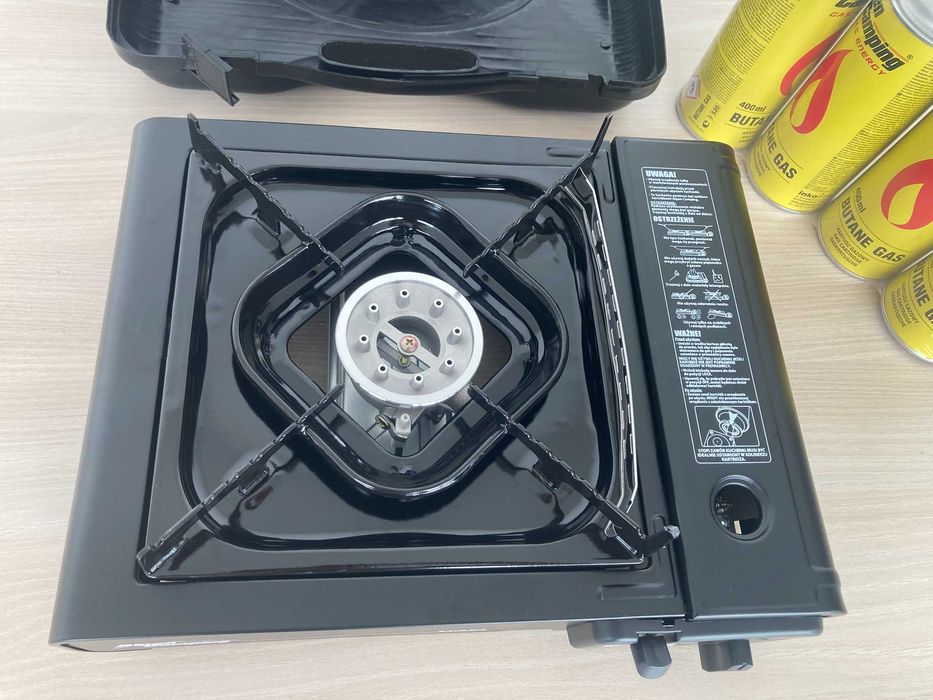 Turystyczna kuchenka gazowa czarna