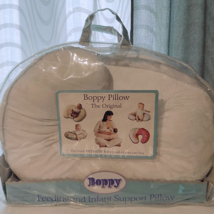 Подушка для годування