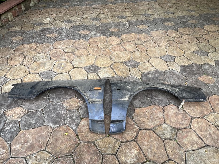 Крило lancia thema