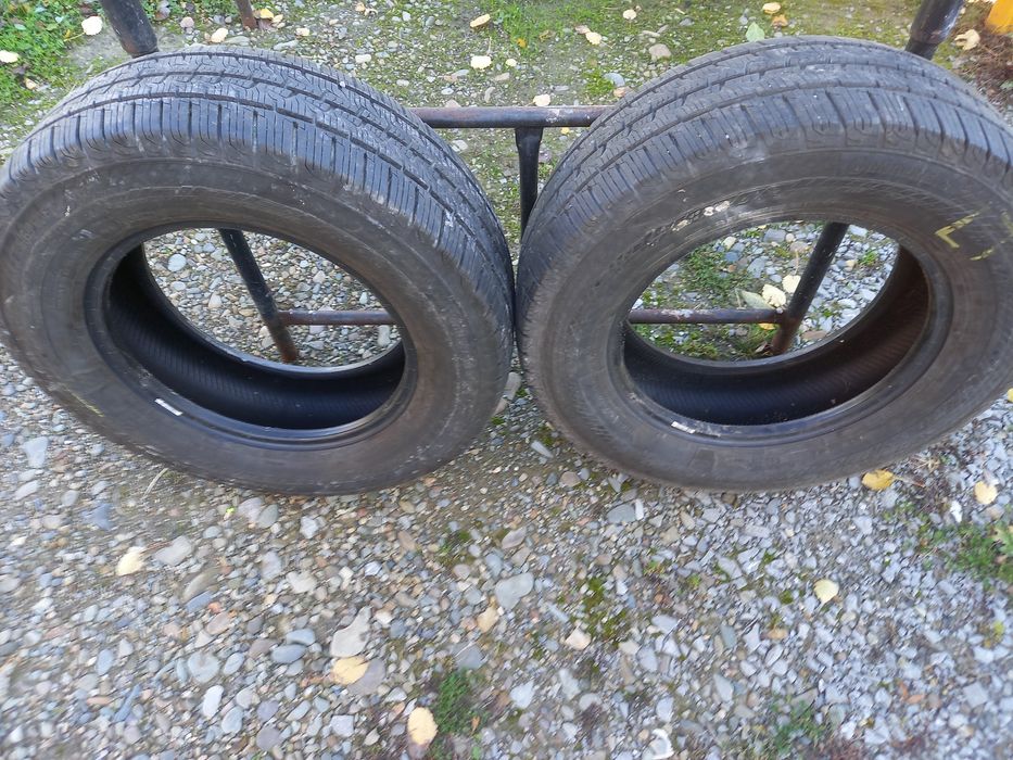 Opony wielosezonowe  235x65 R16C