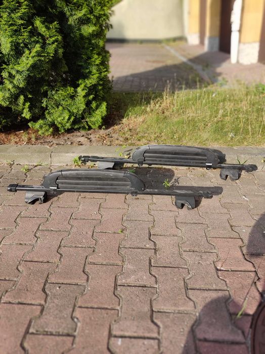 uchwyty na narty i belki poprzeczne na relingi THULE