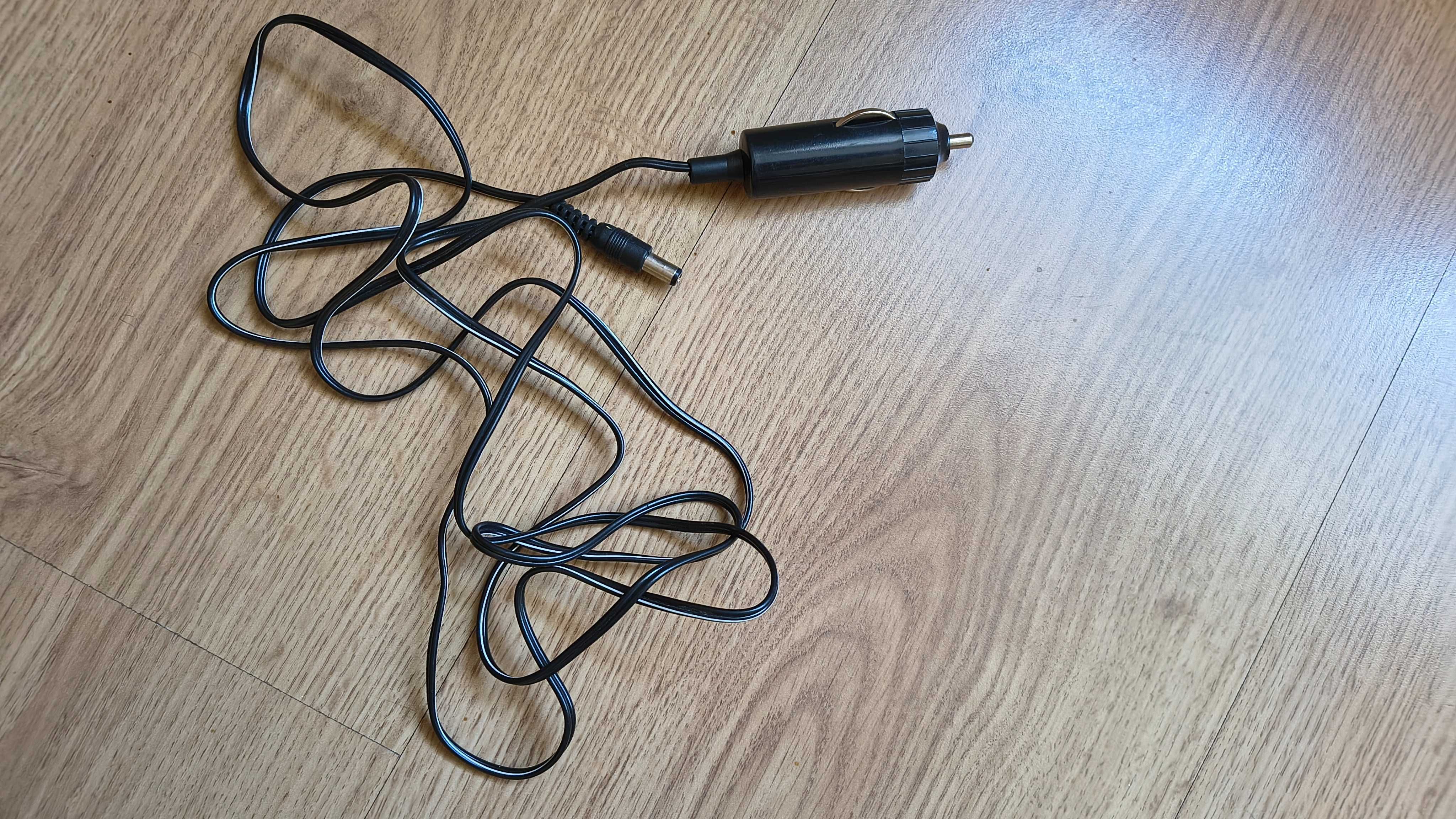 Zasilacz samochodowy 12V