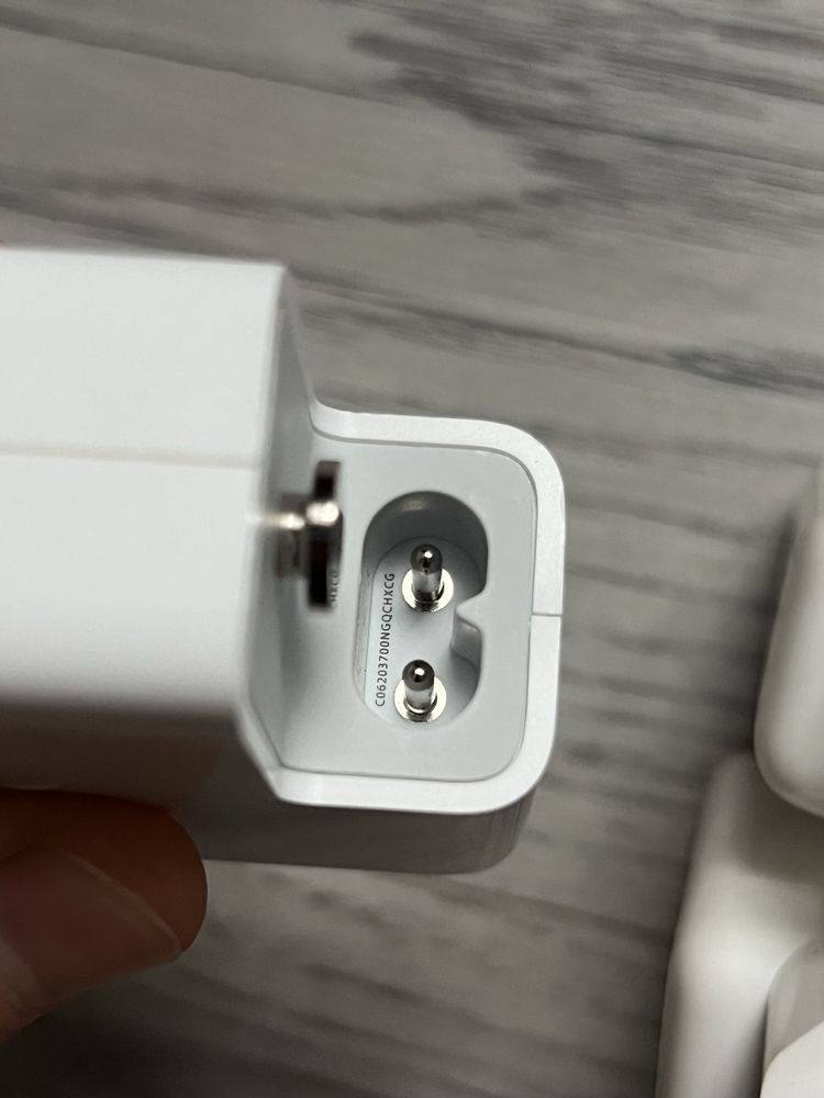 Original адаптери Apple MacBook  29/61/67/87W USB-C MagSafe 3