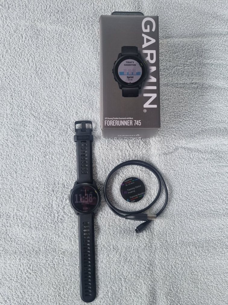 Garmin Forerunner 745