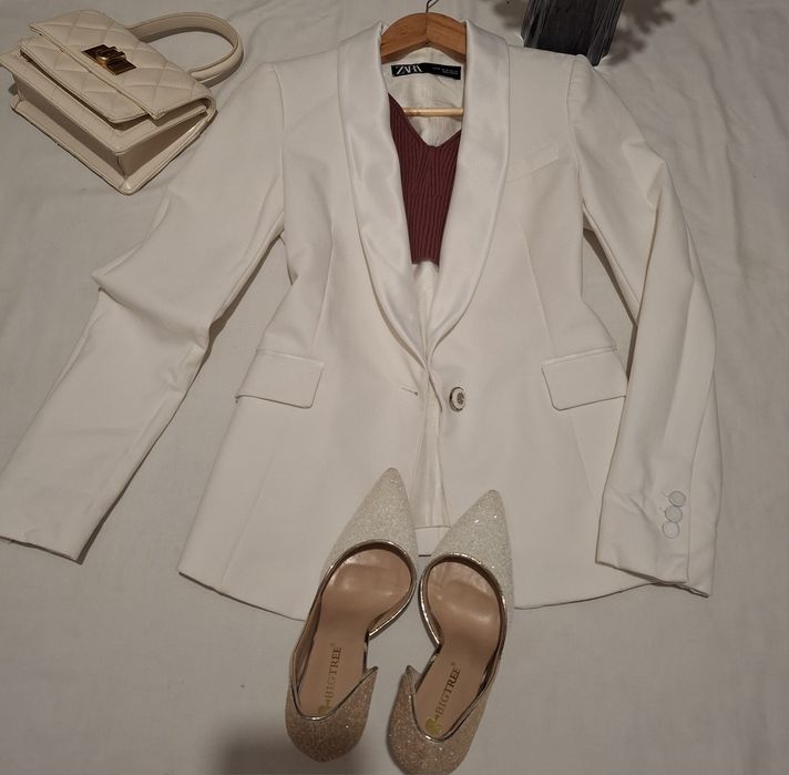 Білосніжний піджак ZARA