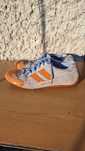 Sportowe zamszowe buty skechers