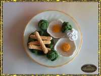 Jajko sadz. frytki  warzywa – danie obiadowe nr 4. Szydełkowe jedzenie