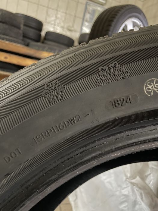 Продам зимові шини DOUBLESTAR WINTERKING DW02 255/55 R19 111T XL