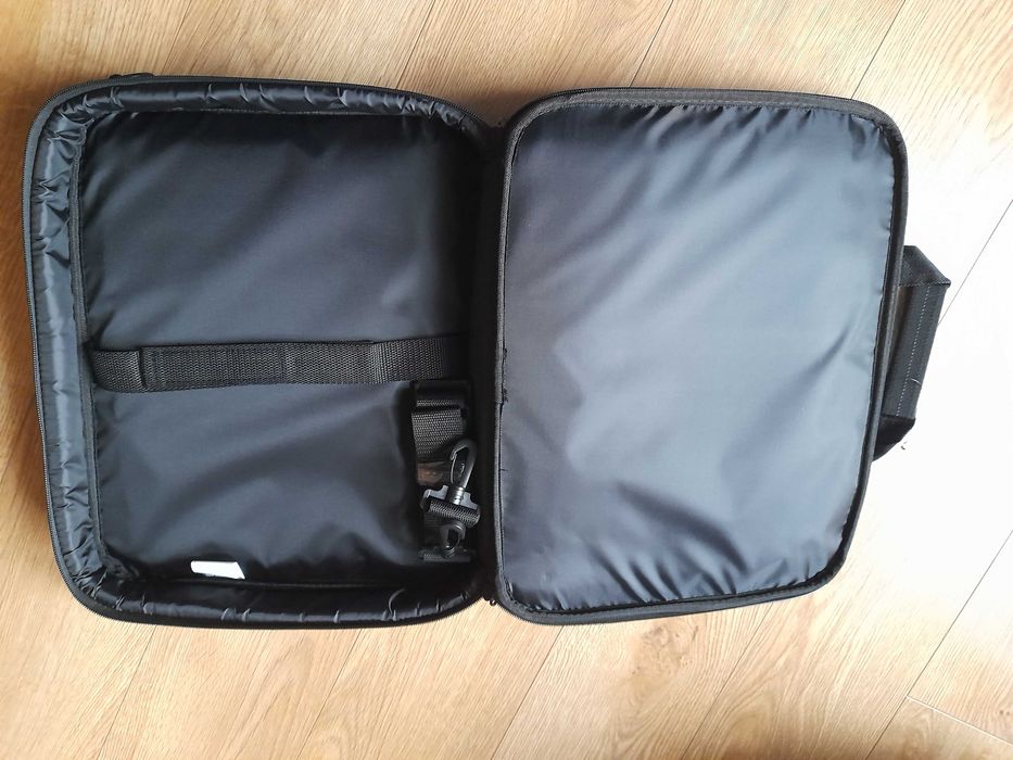 Torba na laptopa TARGUS CN31 15.6 cali Czarny