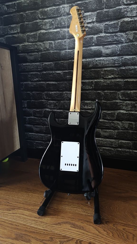 Gitara Elektryczna Encore Stratocaster po setupie. Idealna na Start!