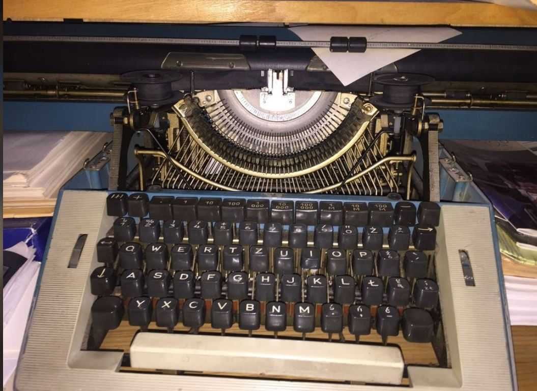 Maszyna do pisania Optima, z długim wałkiem