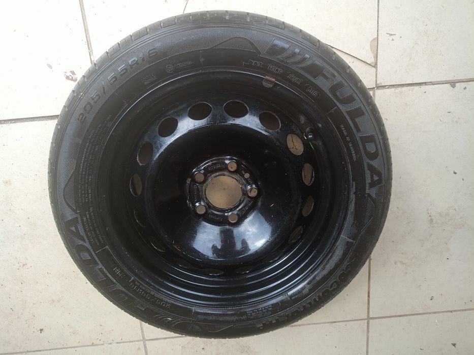 Felga stalowa z oponą