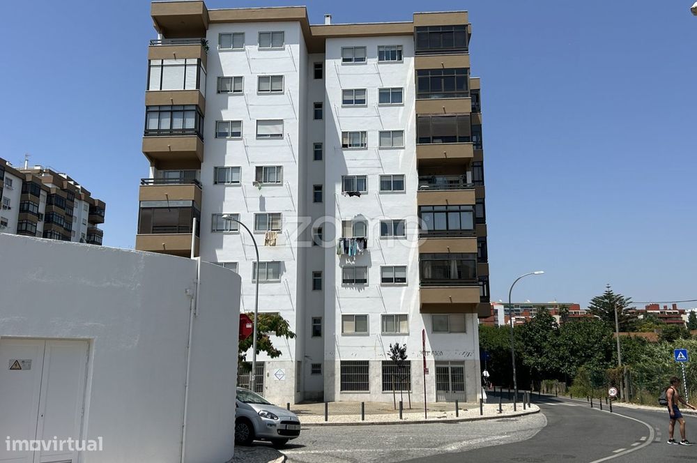 Imóvel comercial em Oeiras