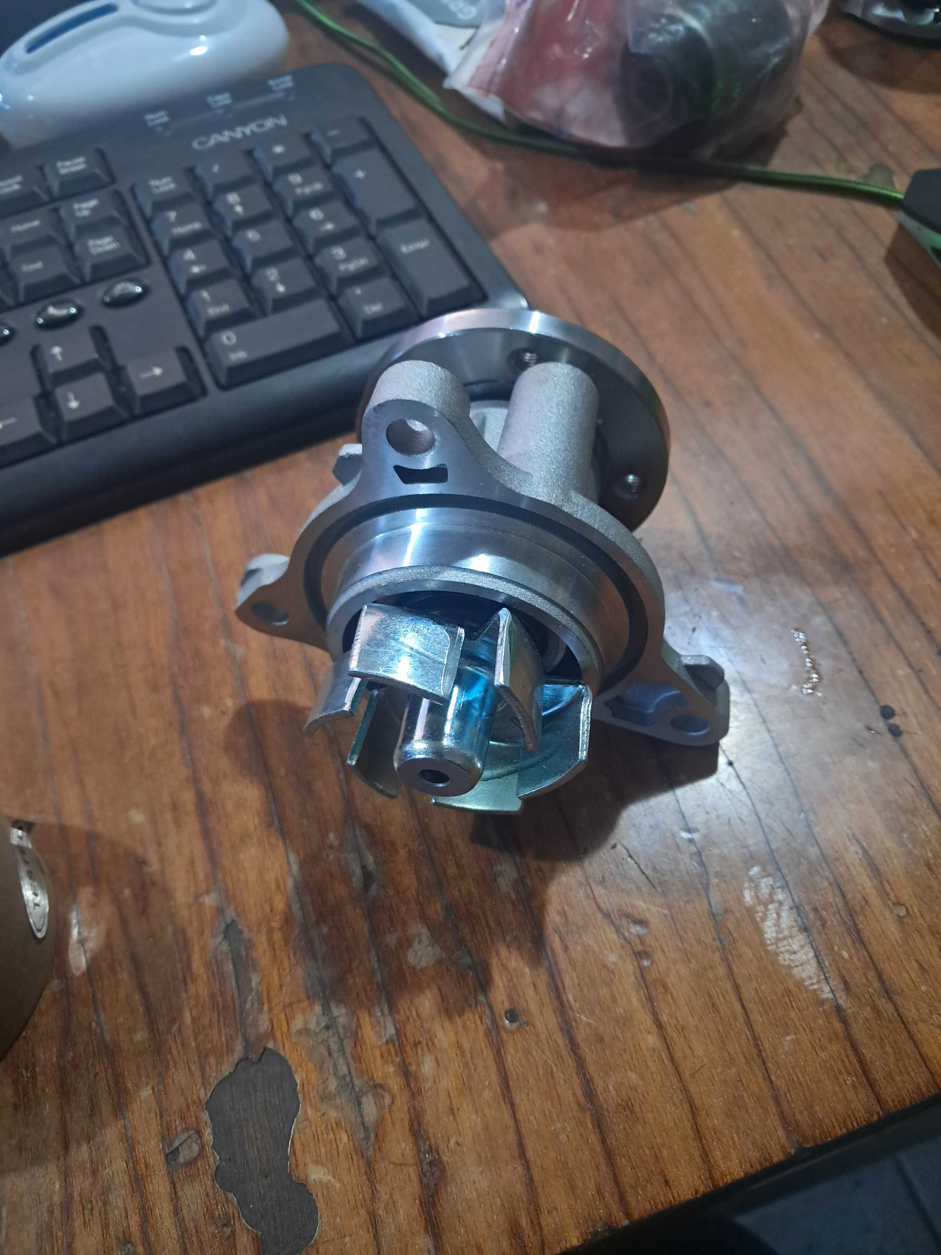 Помпа водяна Kia bwp2233