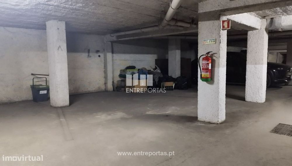 Venda de Lugar de Garagem c/16m2 próximo da praia, na Póvoa de Varzi