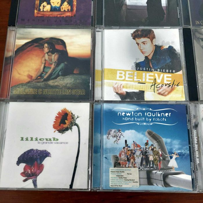 Conjunto de 9 CD's Live James Bay Christina Aguilera Justin Bieber