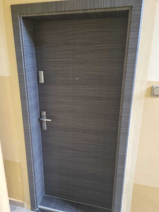 DRZWI wejściowe ocieplone do mieszkań i bloku z montażem