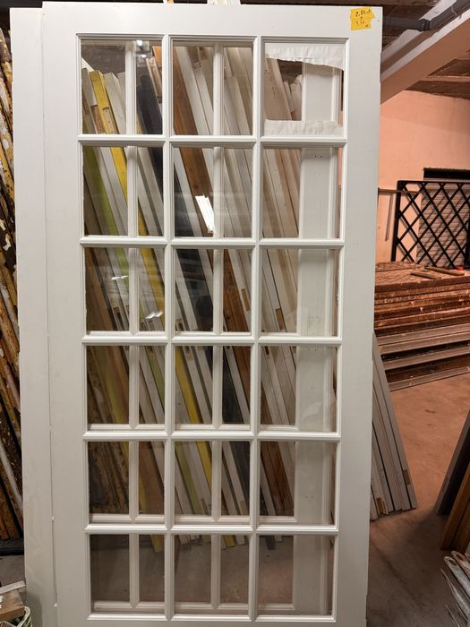 Vendo portas de varias medidas em madeira