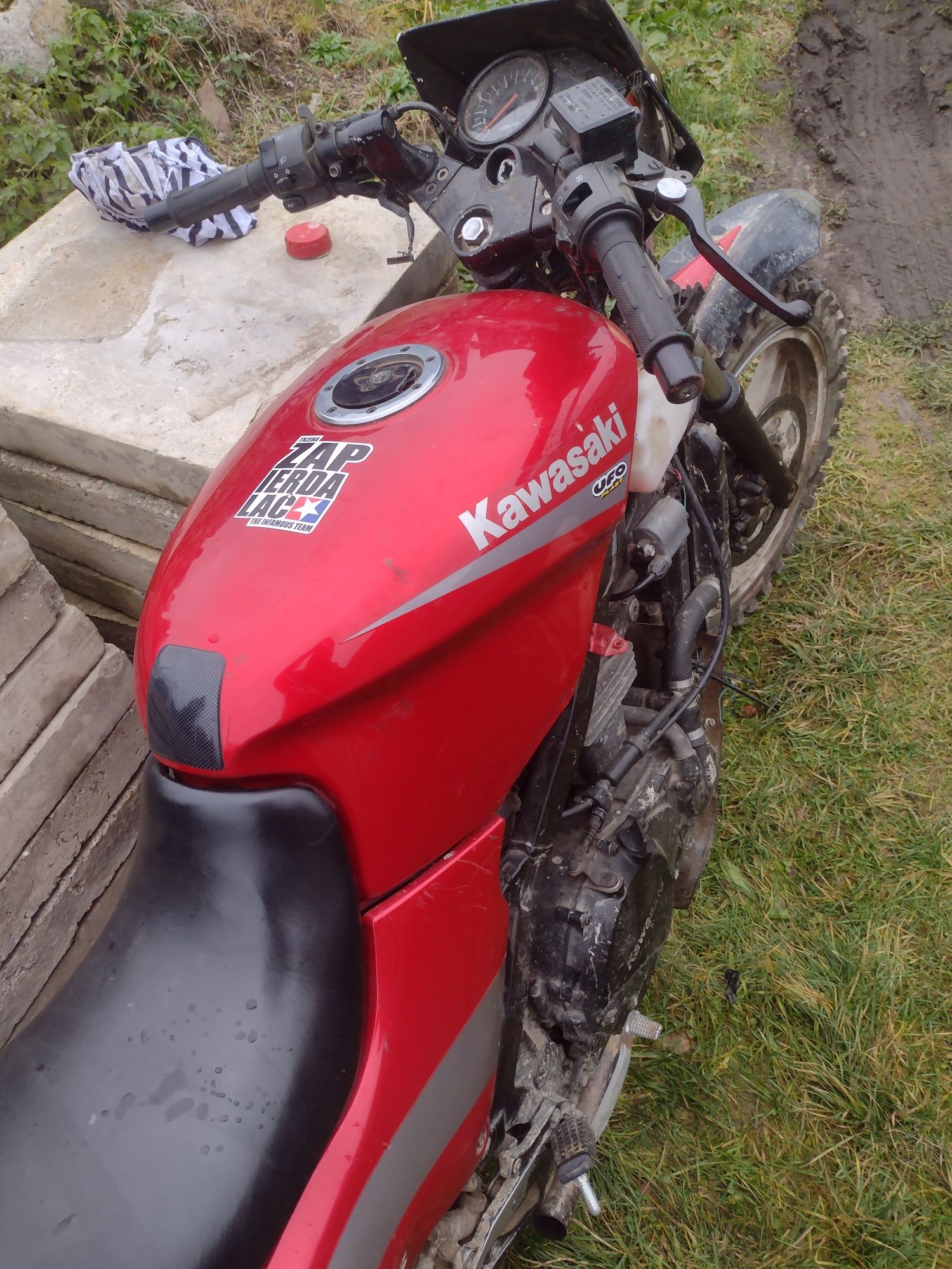 Kawasaki Gpz500 polift bez silnika i elektryki