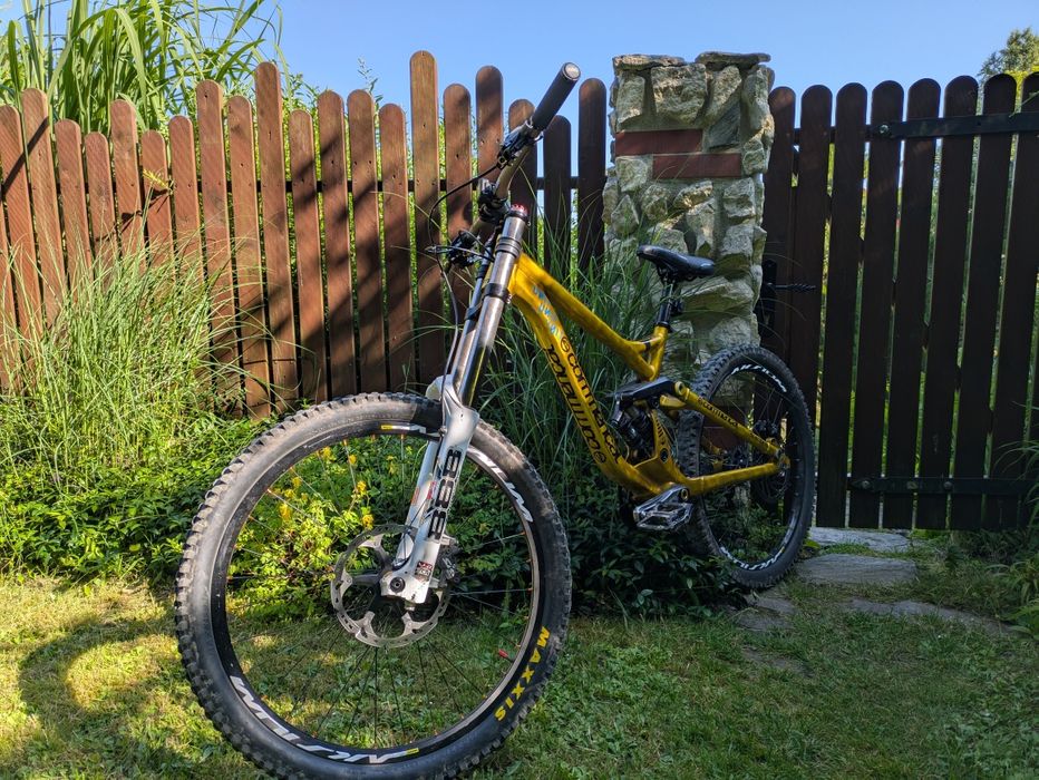 Rower zjazdowy Commencal Supreme v3 DH/FR roz. M