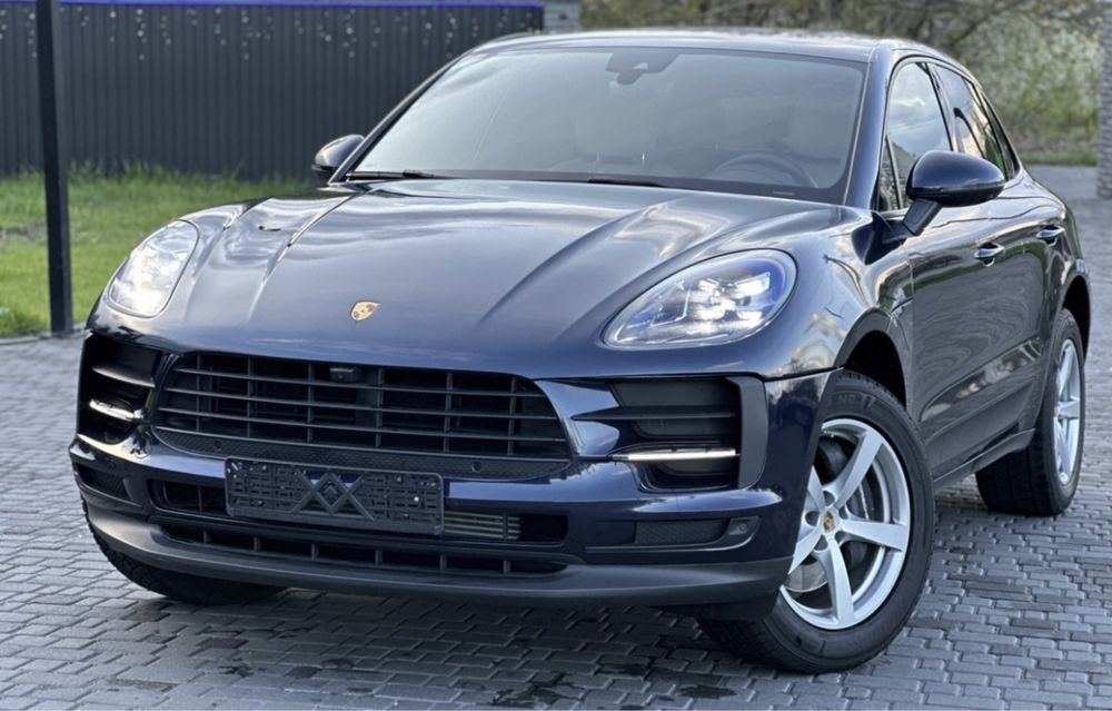 Porsche Macan 2021