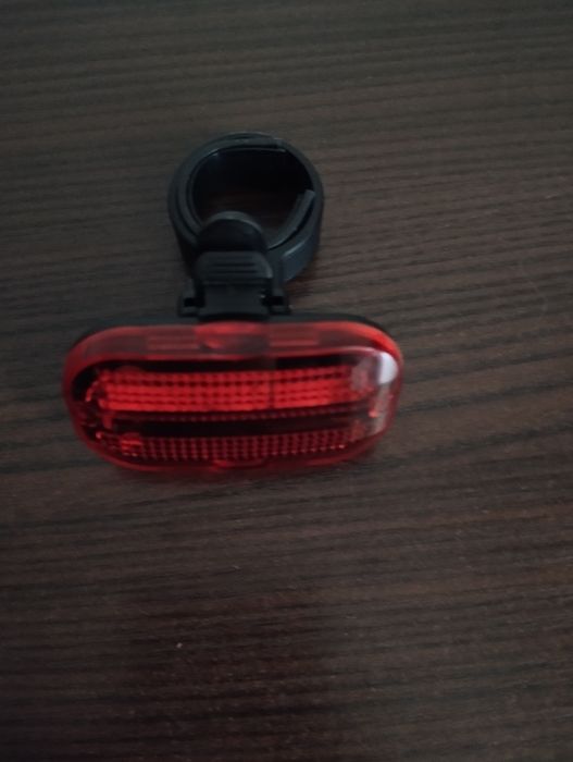 Задній велосипедний ліхтар (червоний, LED