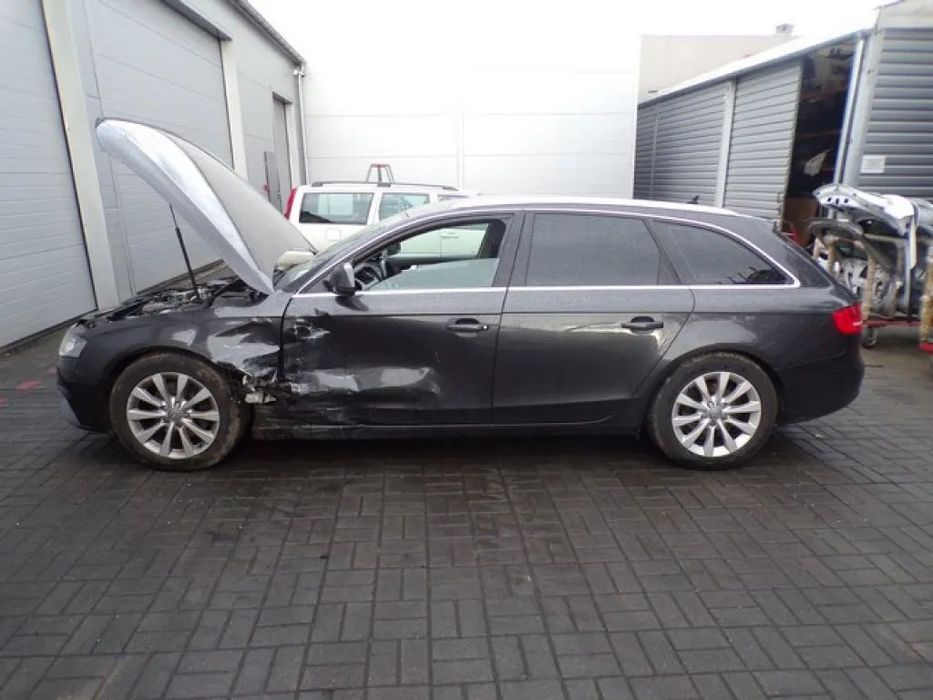 Części - Audi A4 B8 2.0 TDI KOMBI 08R