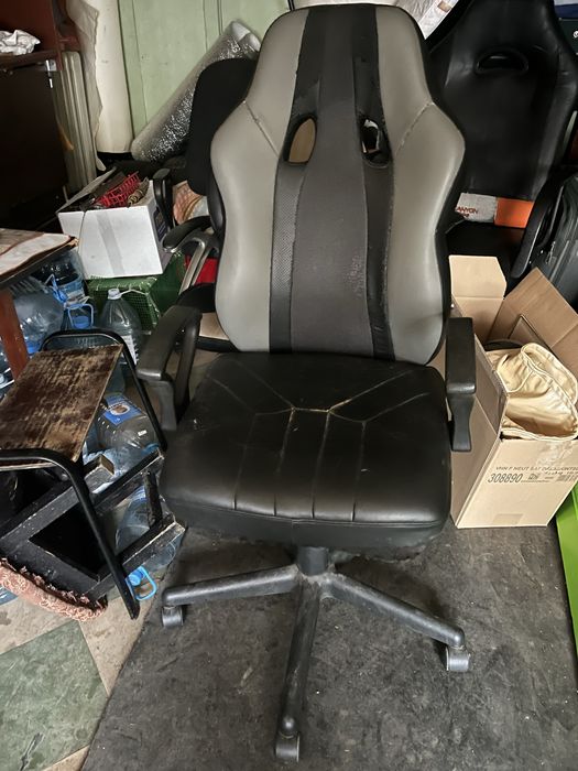 Продам офисные кресла не дорого!