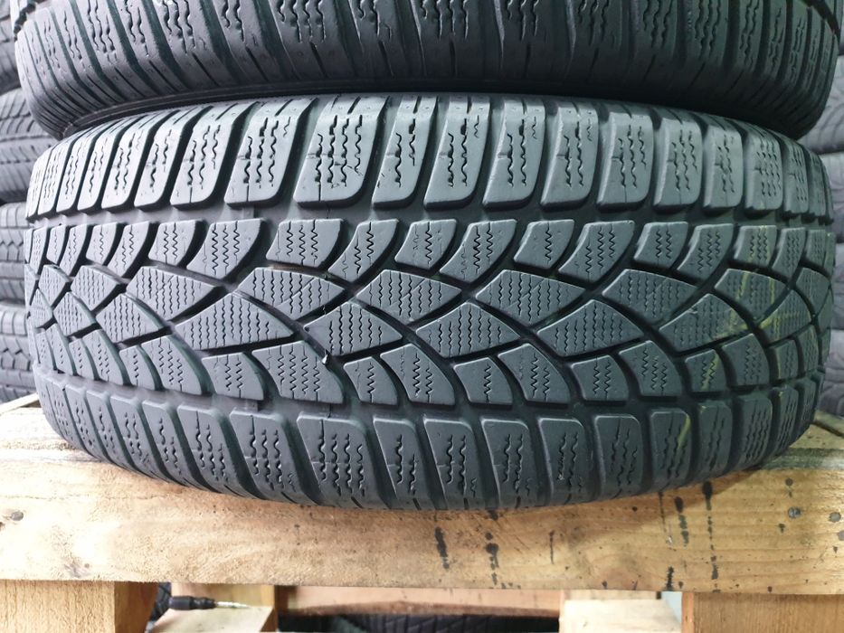 Зимові шини DUNLOP 205/50 R17 резина Р17