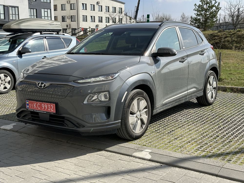 Hyundai Kona 39 kW 2020 запас 350 км Ioniq Leaf e-golf zoe