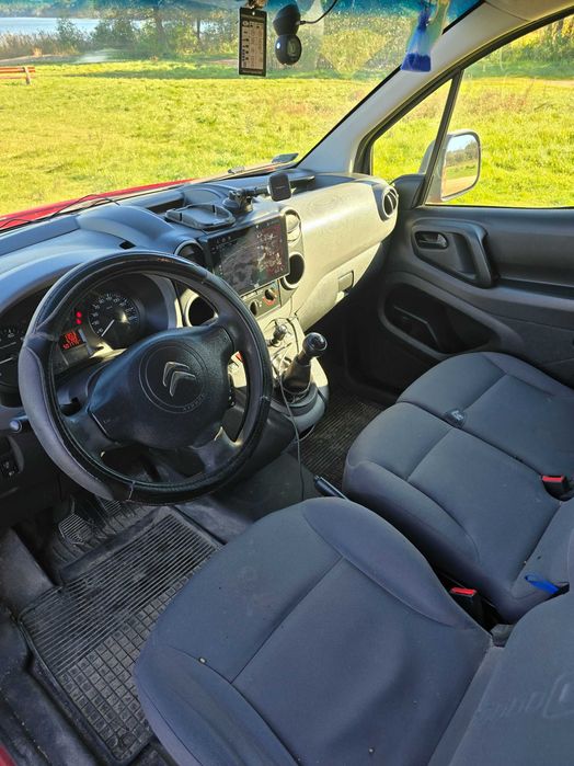 Citroen Berlingo 2 VAN 2013r HDI 3 miejsca kango toyota partner dobl