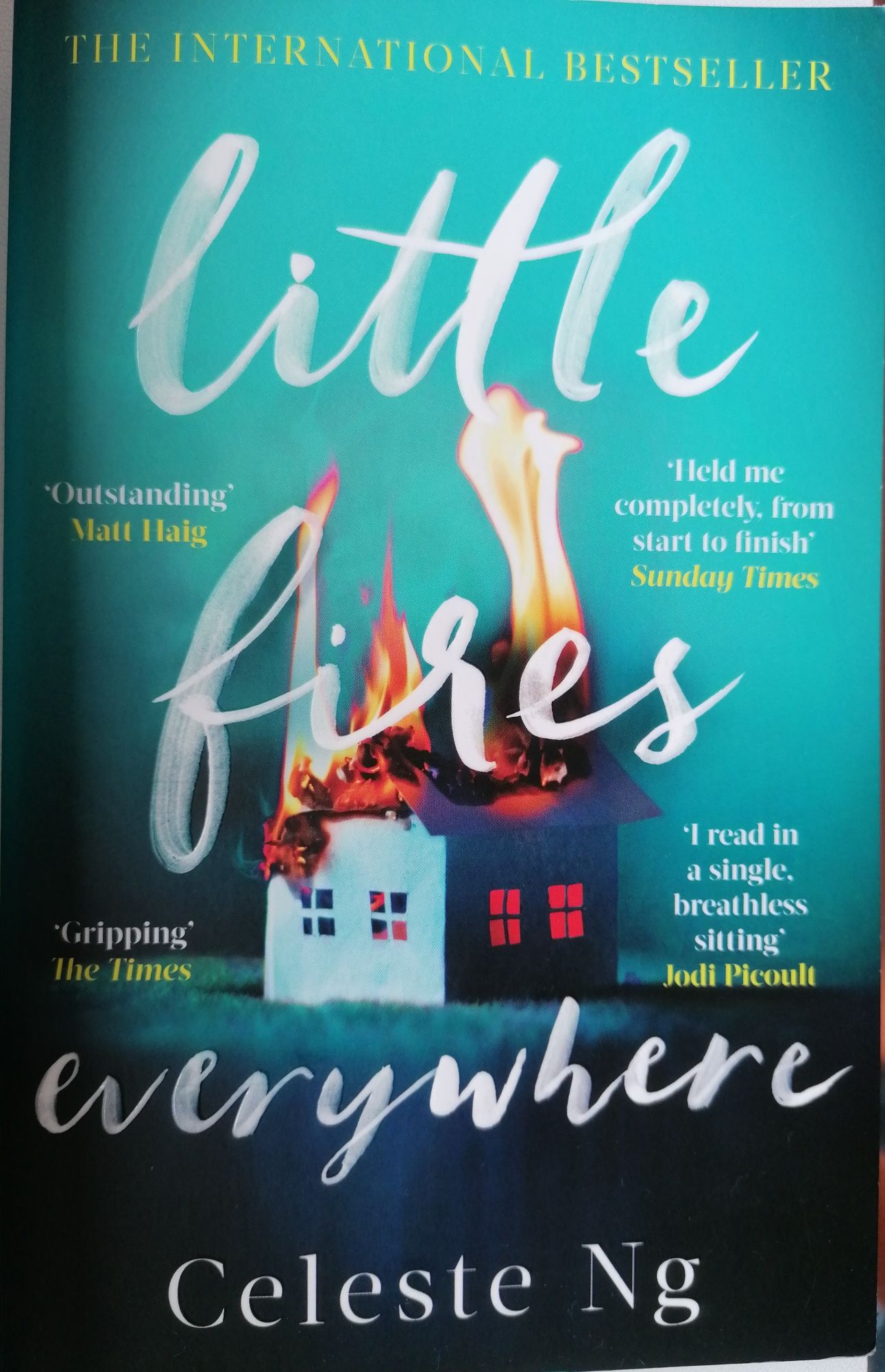 Celeste Ng Little fires everywhere Małe ogniska