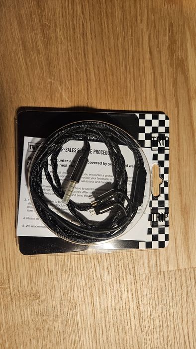 Cabo headphones in-ear 2 pin com micro