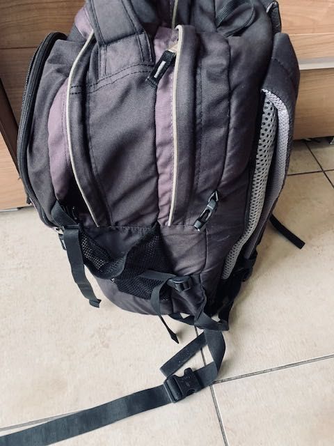 Plecak turystyczny DEUTER Giga II Wym. 43x30x22 starszy typ